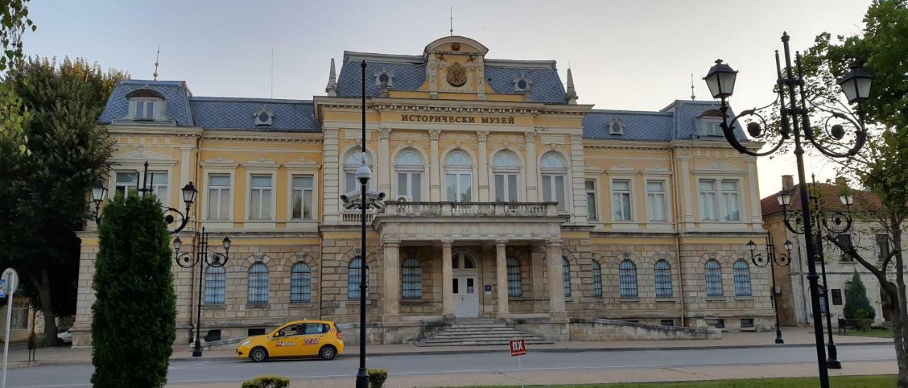 Sky Blue Danube Apartment Русе Экстерьер фото